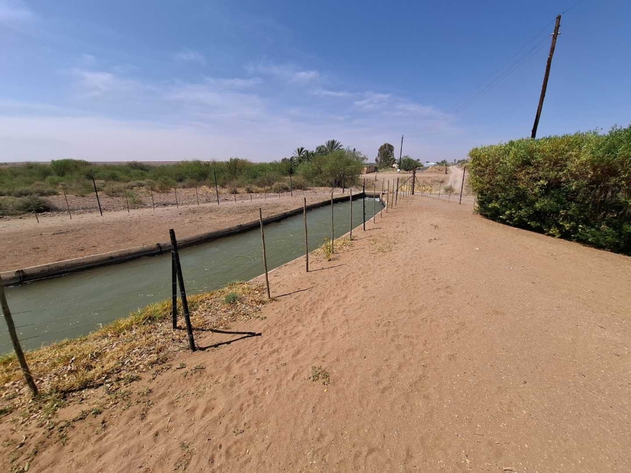 4 Bedroom Property for Sale in Karos Northern Cape